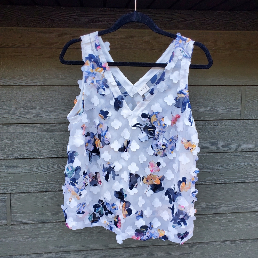 A New Day Dressy floral tank top (Size Large) from Target